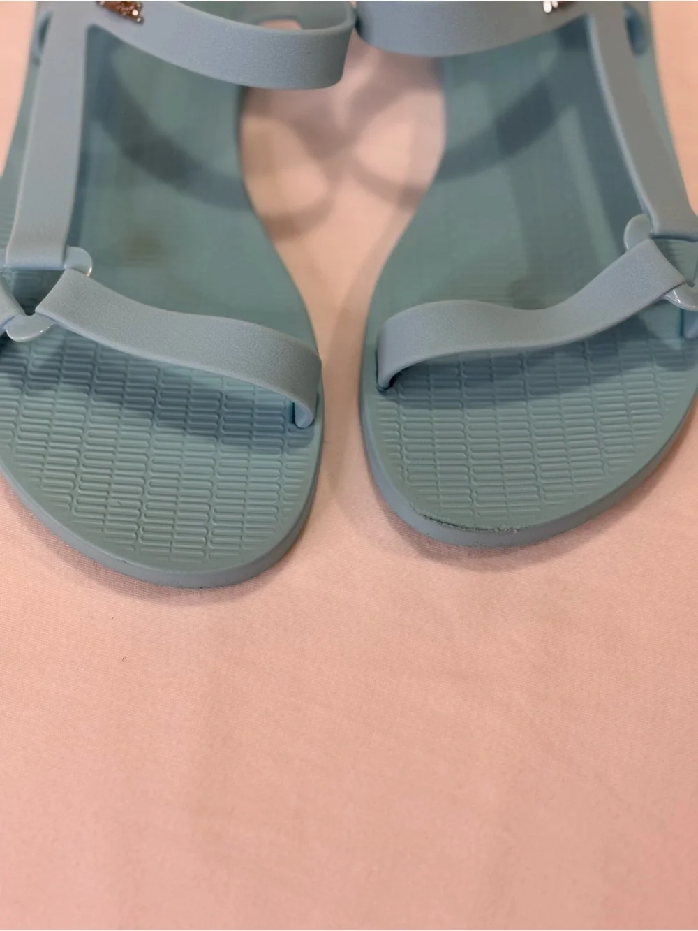 Melissa lightweight strap